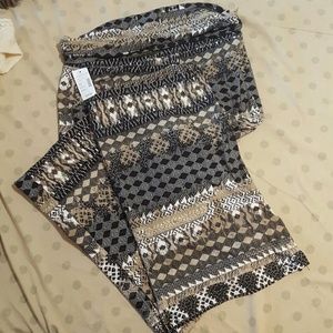 Tribal pattern lightweight, wide leg pants