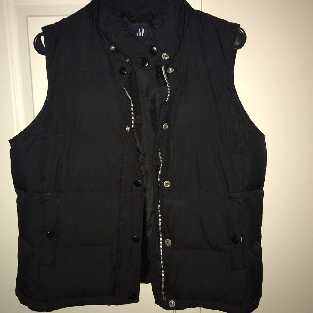 GAP vest