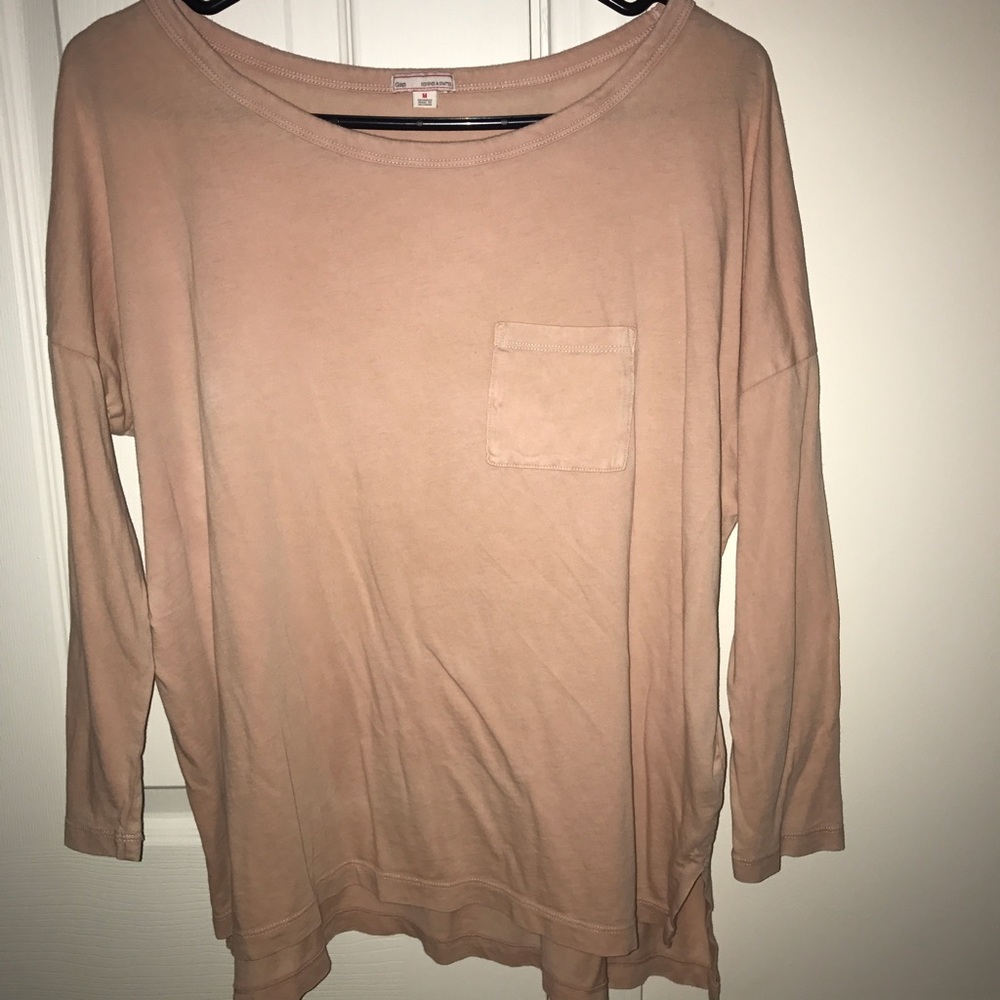 GAP pocket tee