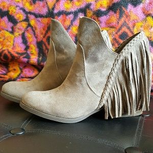 Taupe fringe booties