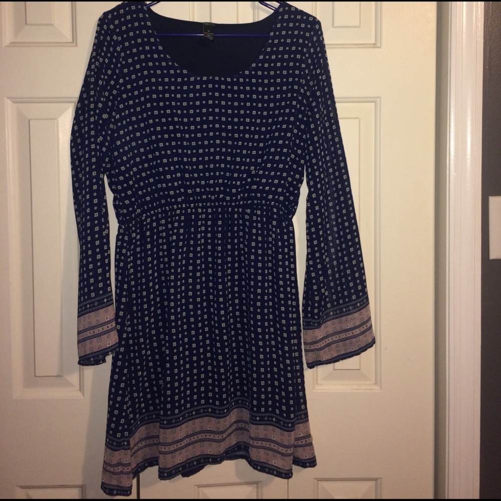 Long sleeve dress