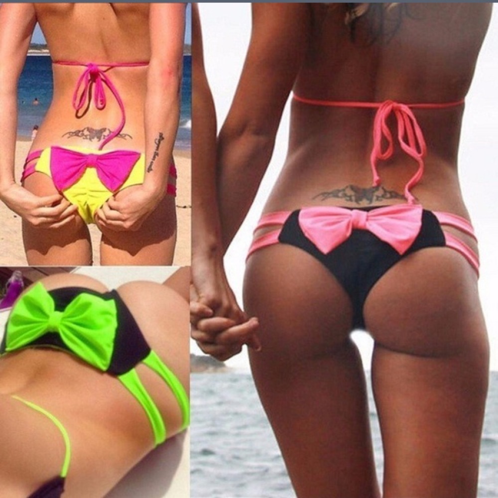 Cute cheekie bikini bottom with bow