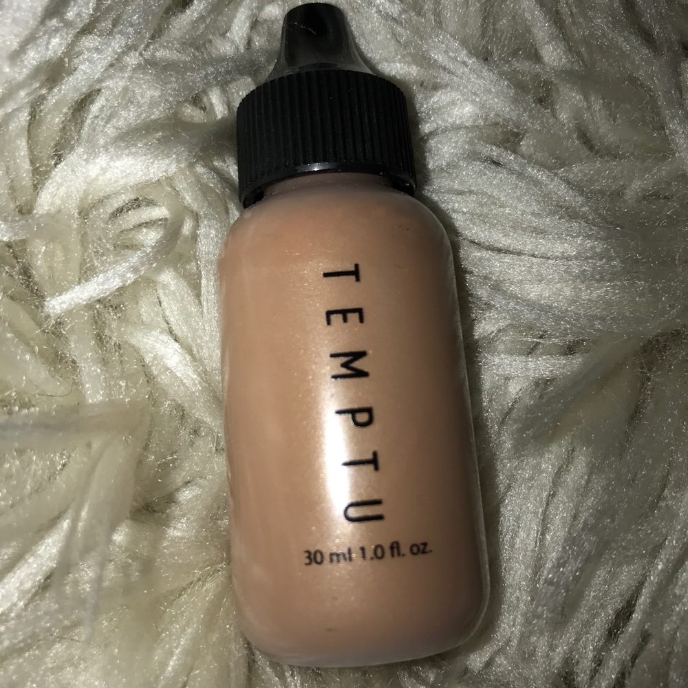 Liquid bronzer