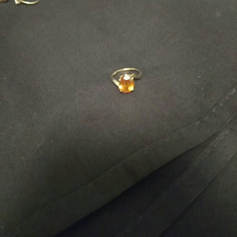 Citrine gold ring