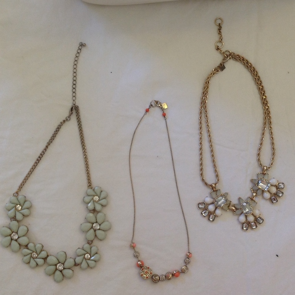 Lot of 3 statement necklaces