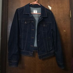 Cropped denim jacket