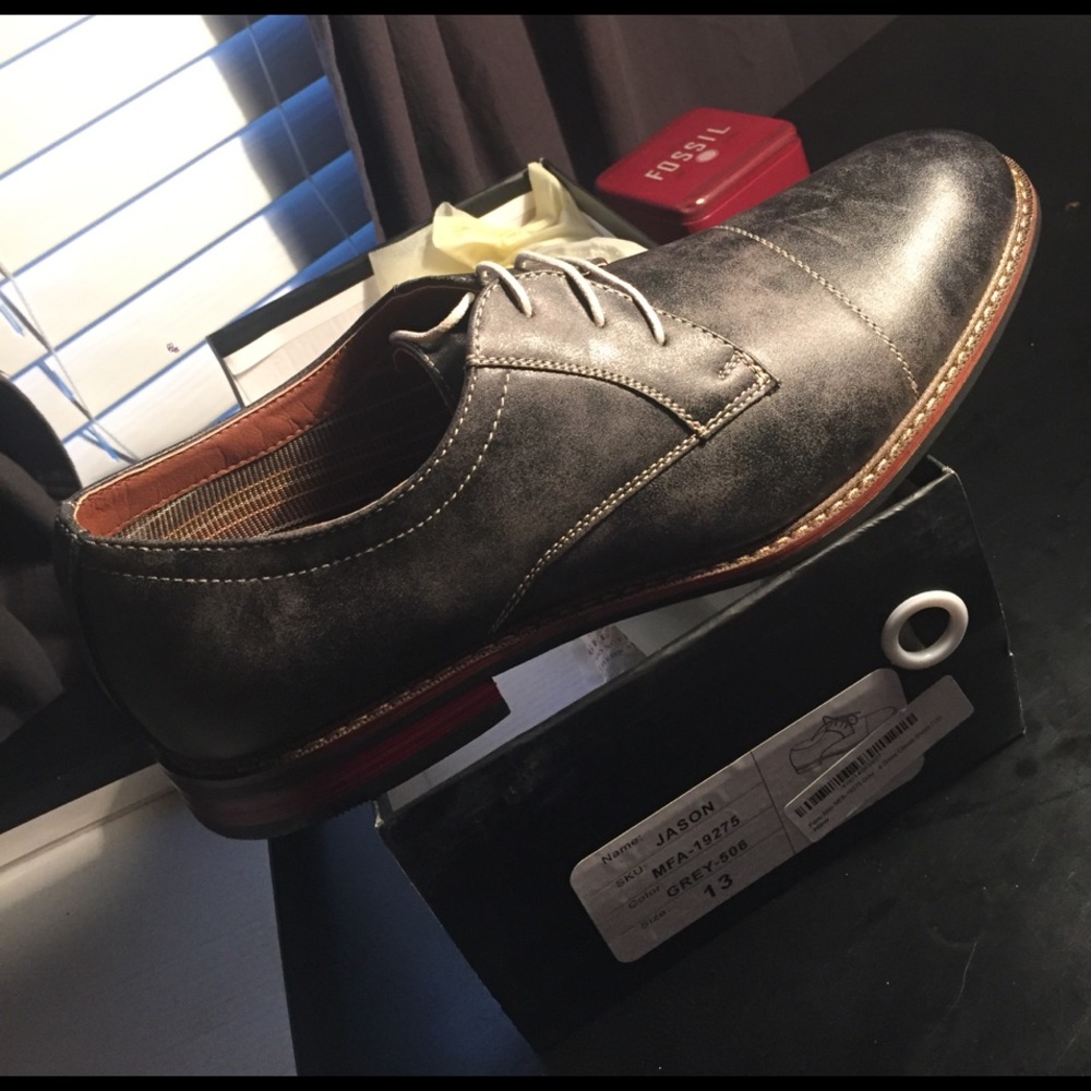 Aldo size 13(fir like 12)