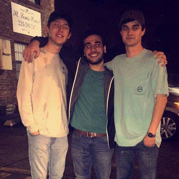 Meet your Posher, Luis - Picture 1 of 1