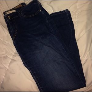 Dark Levi jeans
