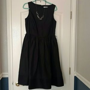 Black dress, 10