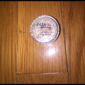ulta beauty's "foil rock" eyeshadow