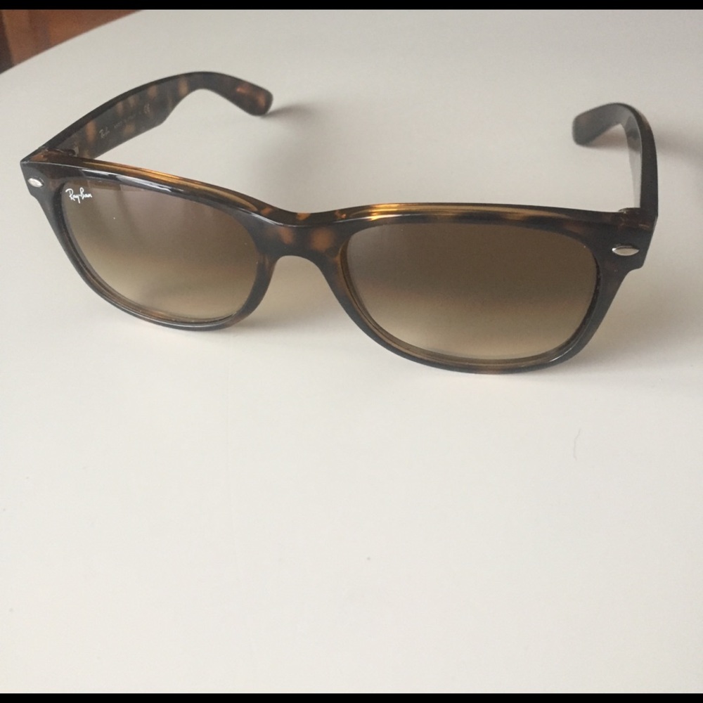 Ray-Ban tortoise shell wayfarers