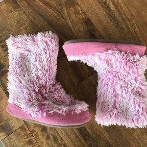 Fleece lined rubber soled fuzzy boots