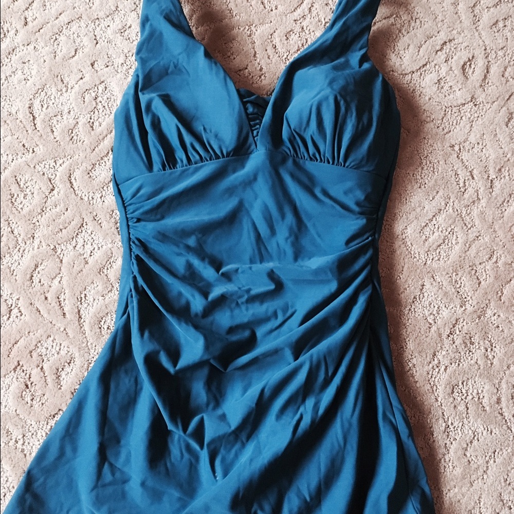 Skirted swimdress