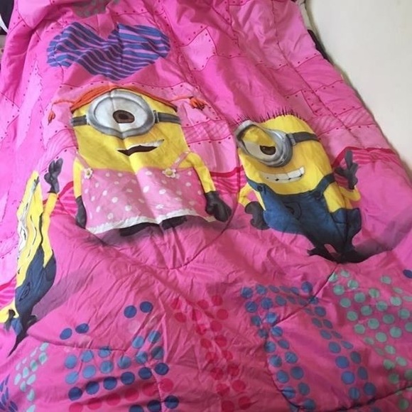 Girl minion twin size bed set