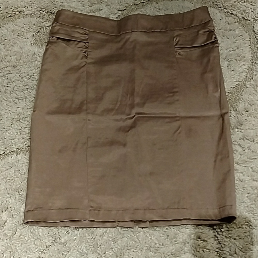 Shimmery gold pencil skirt