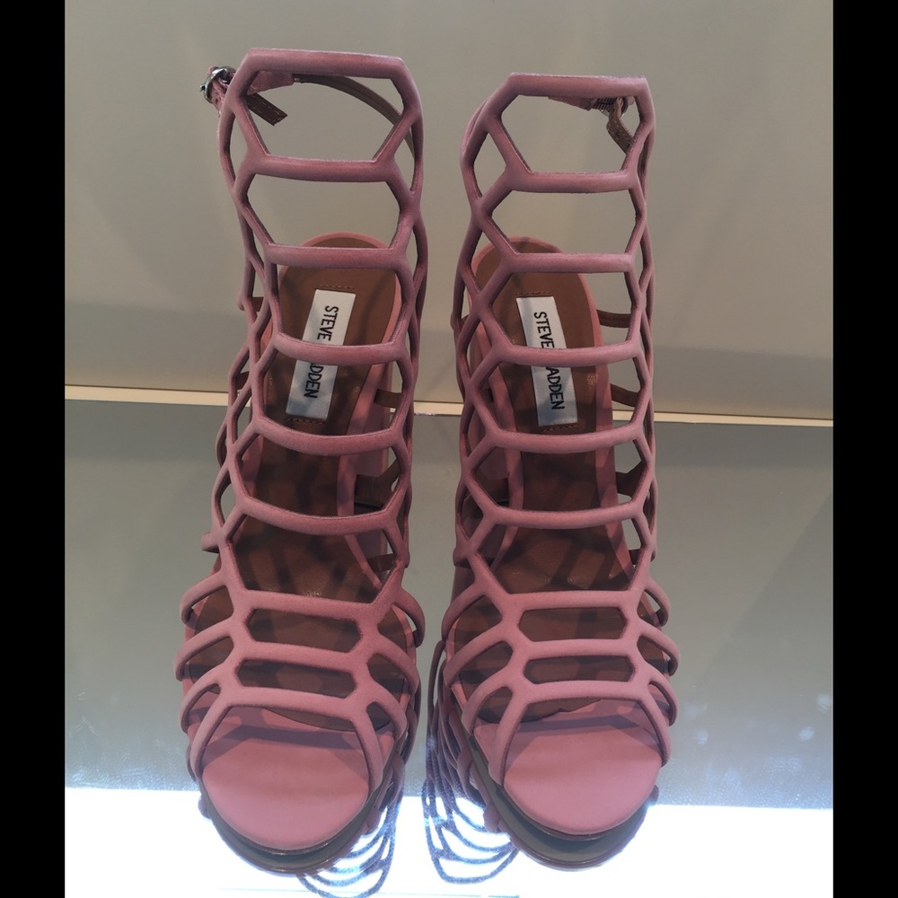 Steve Madden Skales