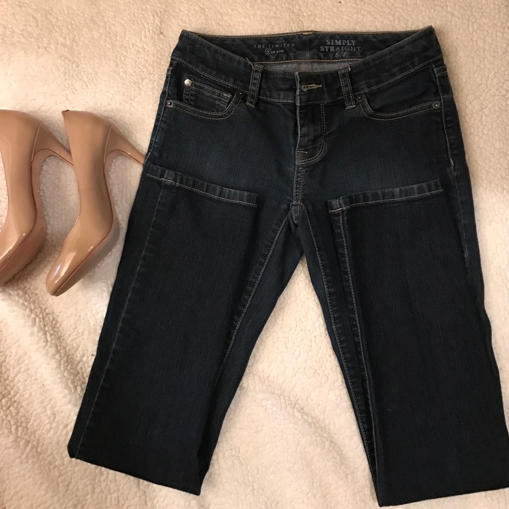 The Limited straight jeans in great condition, 0P!
