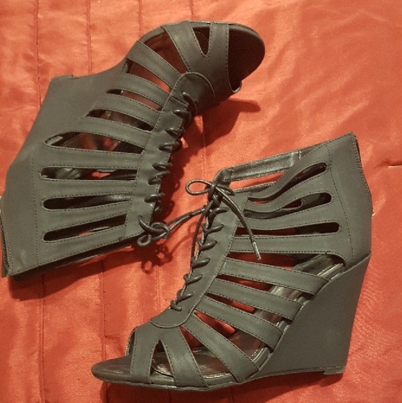 Wedges - Picture 2 of 2