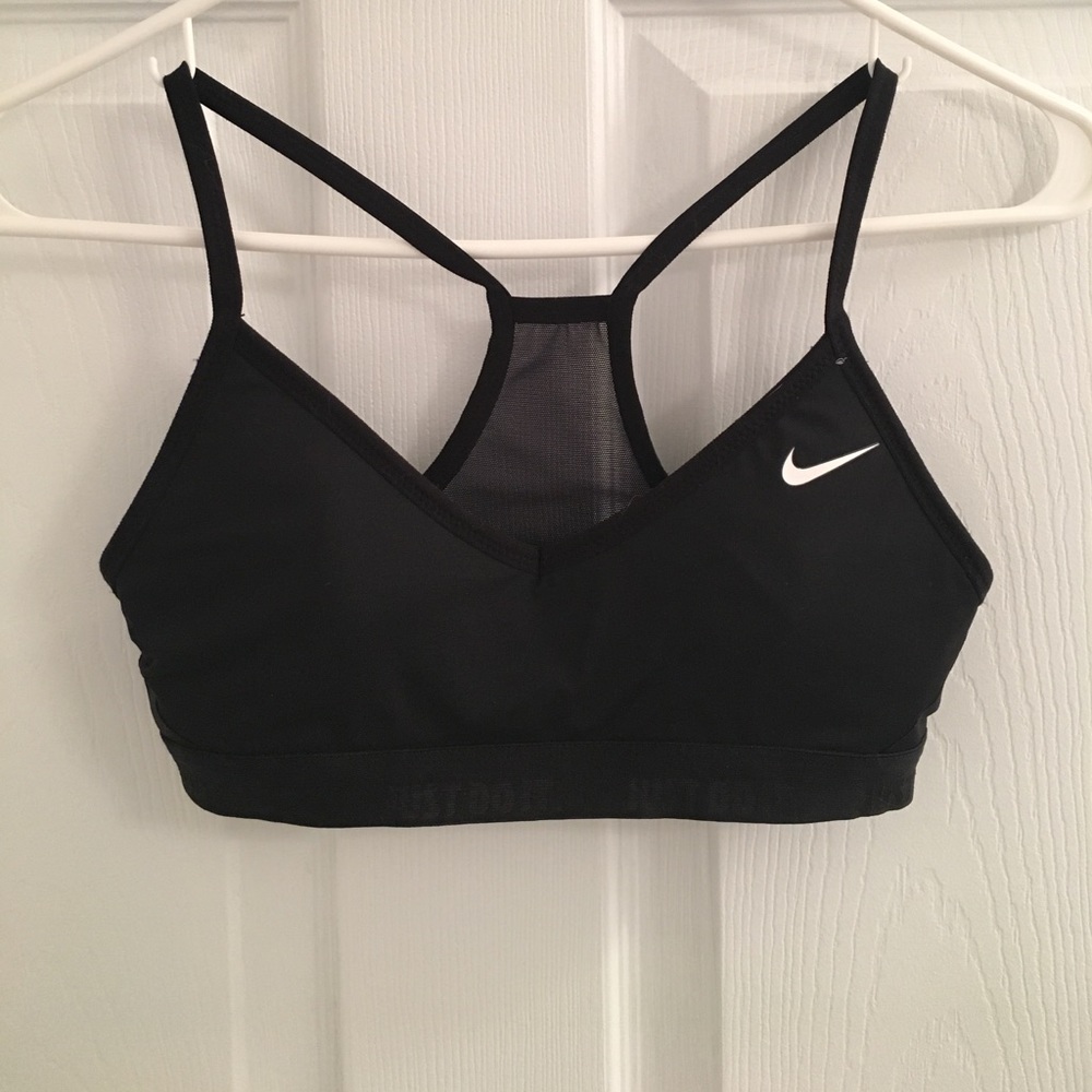 Never worn - Nike sports bra
