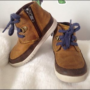 Toddler Clarks boots 5