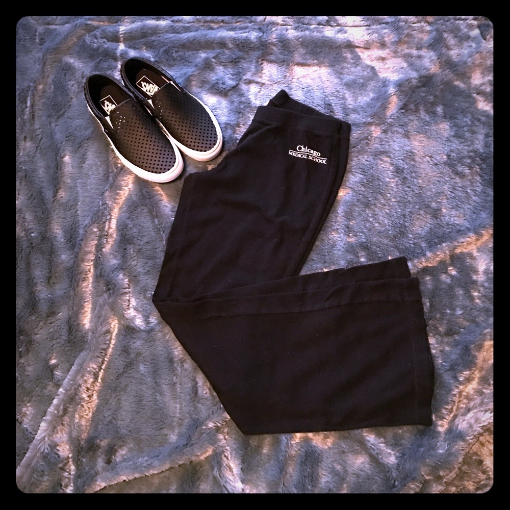 Chicago Medical School black yoga pants