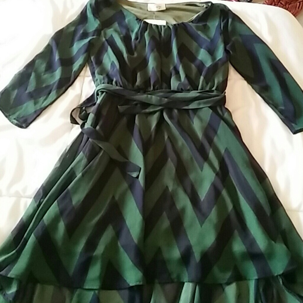 Chevron design green/navy dress