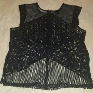 Lace and Mesh Shirt.Exposed zipper