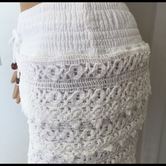 White linen matching set with a scalloped hem - Picture 8 of 8