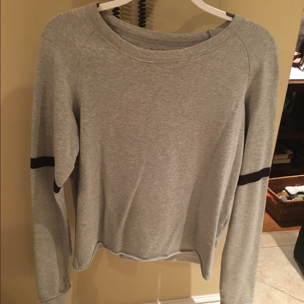 R&R Surplus super soft cut sweater