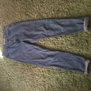 Light wash boyfriend jeans