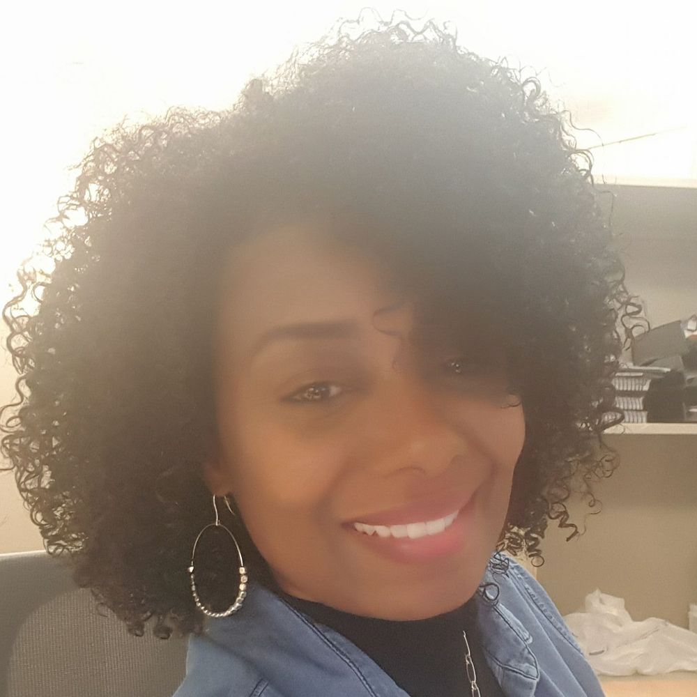 Meet your Posher, Myra