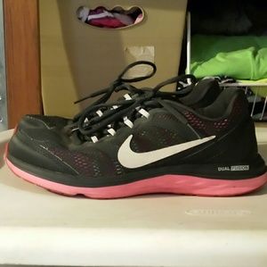 Nike Dual Fusion Running Shoes