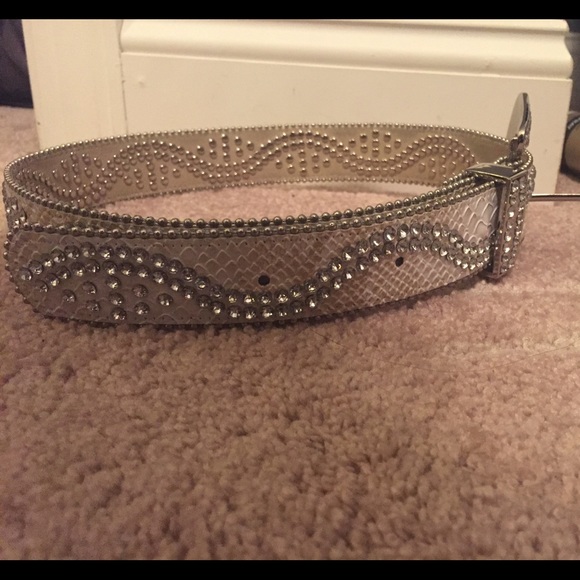 Buckle Belt - Picture 3 of 3