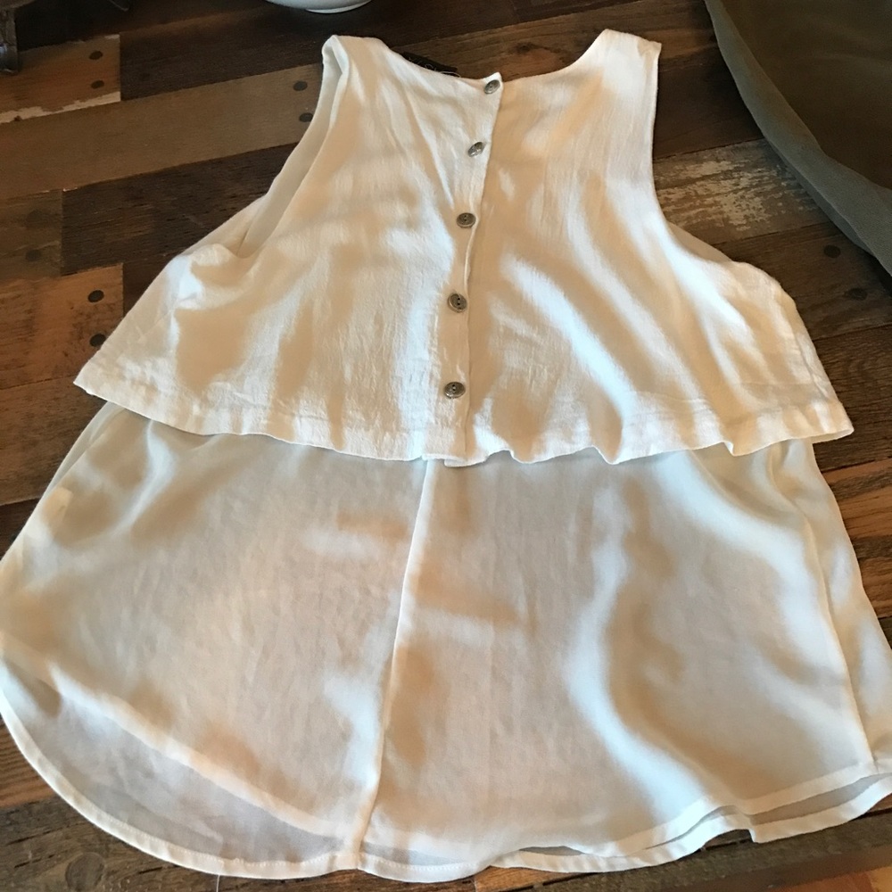 Flowy tank top! ASTR top,but tagged free people