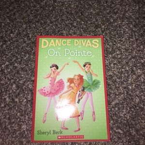 Dance divas on POINTE book
