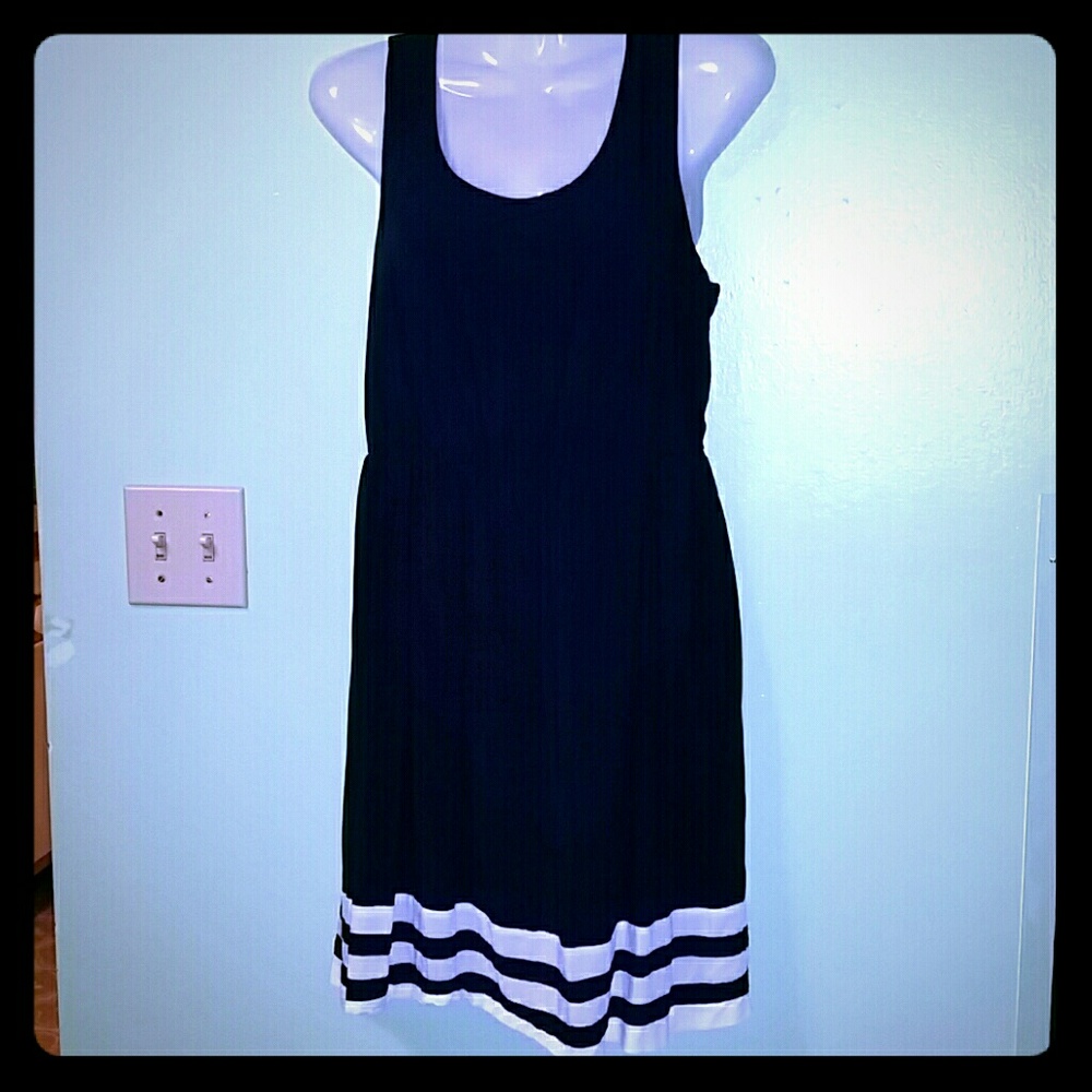 41 Hawthron Navy Blue Dress