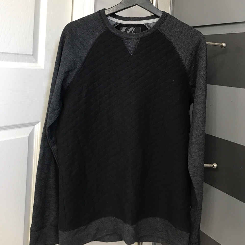 Thick black/gray quilted men's long sleeve