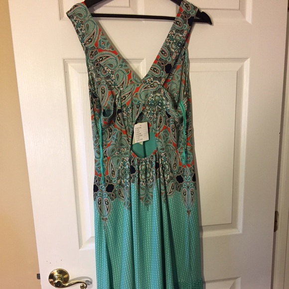 Anthropologie maxi dress. NWT Maeve size 12. - Picture 5 of 6
