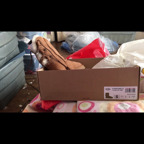 Classic Ultra Mini Boot for Kids | UGG® Uggs size 5