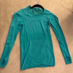 Lululemon Athletica Long Sleeve
