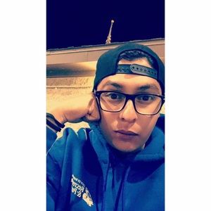 Meet your Posher, Erick