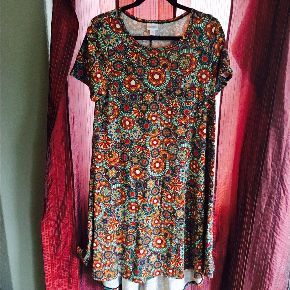 Lularoe Carly dress