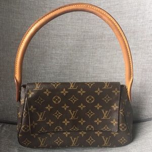 Louis Vuitton Mini Looping bag Authentic