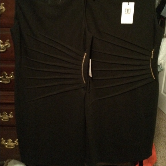 Ivanka Trump sunburst side zip dress - Picture 5 of 5