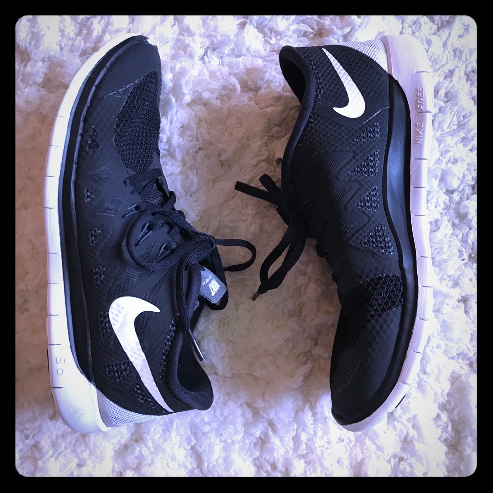 Nike Free Run 5.0 Black and White size 7