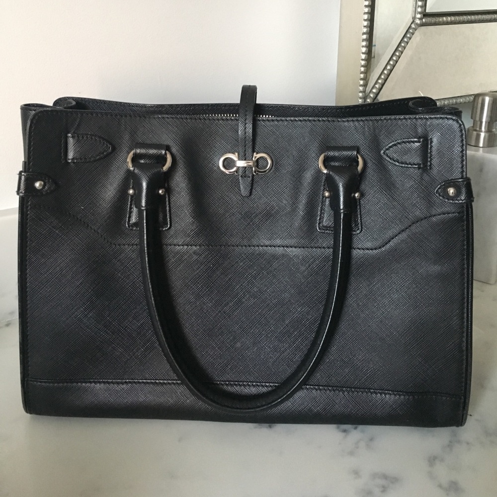 Salvatore Ferragamo Medium Gancino Briana Tote