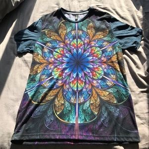 Men's Large mosaic t shirt