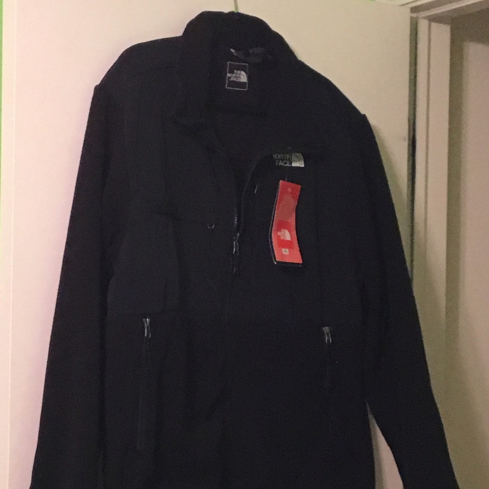 Men's New Northface Jacket
