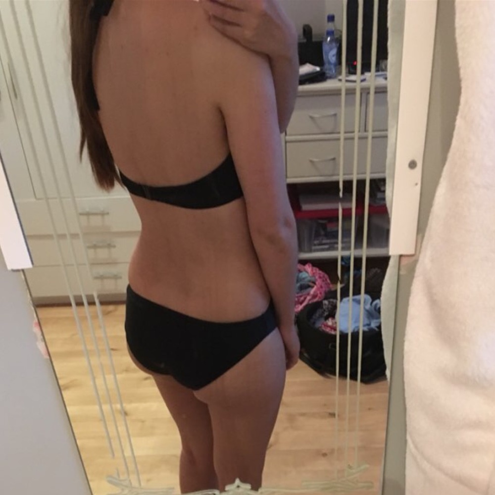 ⭐️SALE⭐️ Cut-Out Ruffle One Piece Swimsuit - Picture 3 of 5